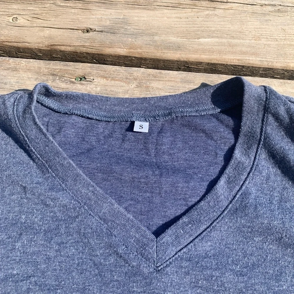 💜 Blue Heathered V-Neck Top with Puffed Shoulders - Size S - Picture 4 of 6